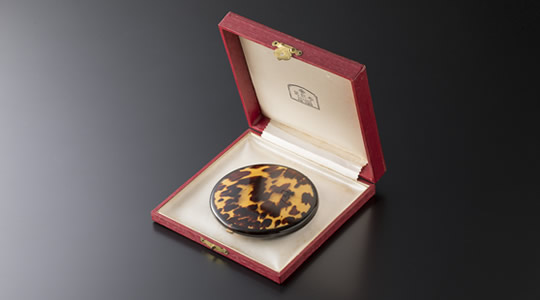 Tortoiseshell compact