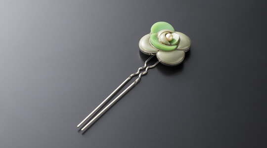 Jade and pearl Kanzashi