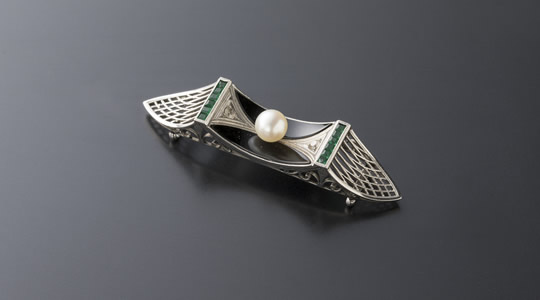 Emerald/onyx/pearl obidome
